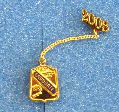 500 GRADUATE PIN WITH G4